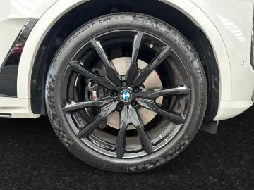 X7 xDrive40d M Sport Pro|AHK|SkyLounge|Standhzg