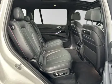 X7 xDrive40d M Sport Pro|AHK|SkyLounge|Standhzg