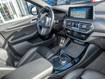 X4 M40i Pano