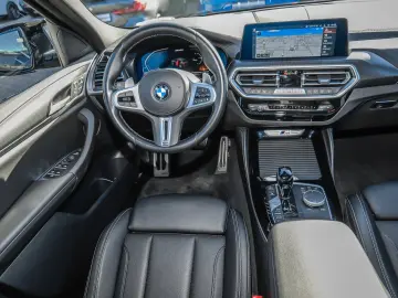 X4 M40i Pano