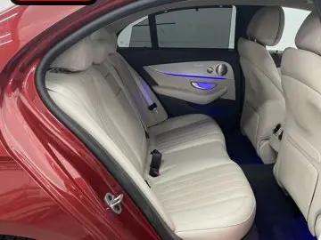 Mercedes-Benz E 400 d 4M AMG NIGHT MEMO ABC HUD 360 MASSAGE