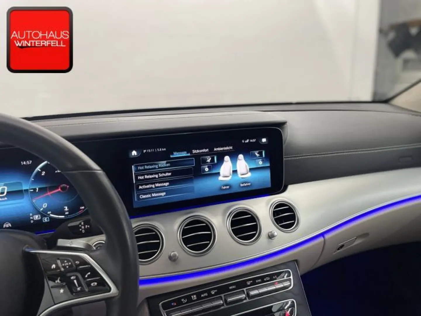 Mercedes-Benz E 400 d 4M AMG NIGHT MEMO ABC HUD 360 MASSAGE