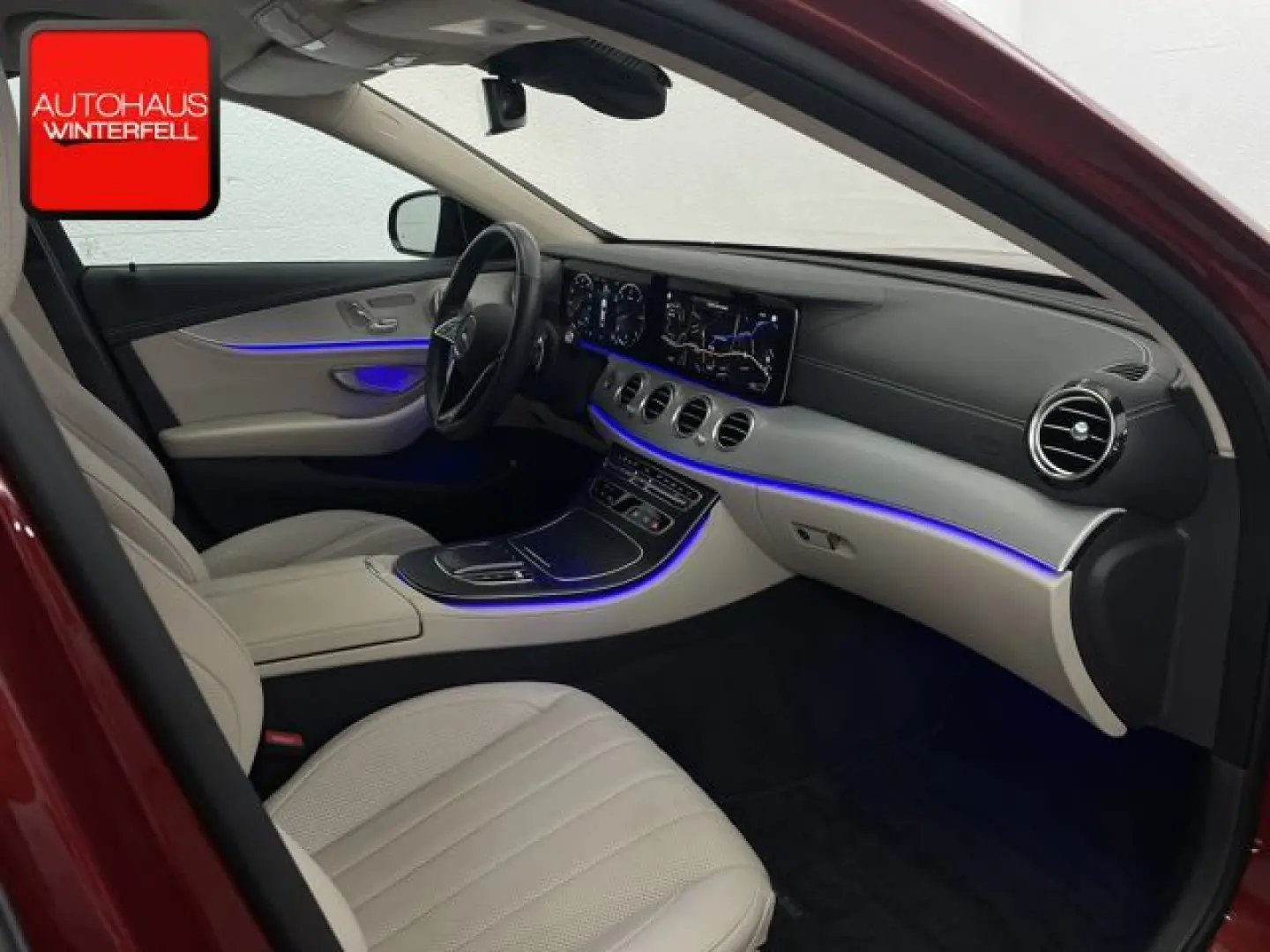 Mercedes-Benz E 400 d 4M AMG NIGHT MEMO ABC HUD 360 MASSAGE