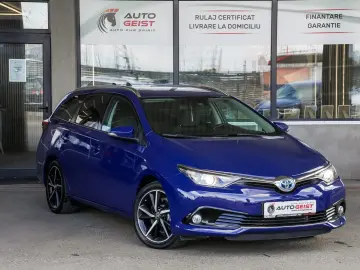 TOYOTA AURIS SPORTS