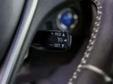 TOYOTA AURIS SPORTS