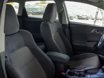 TOYOTA AURIS SPORTS