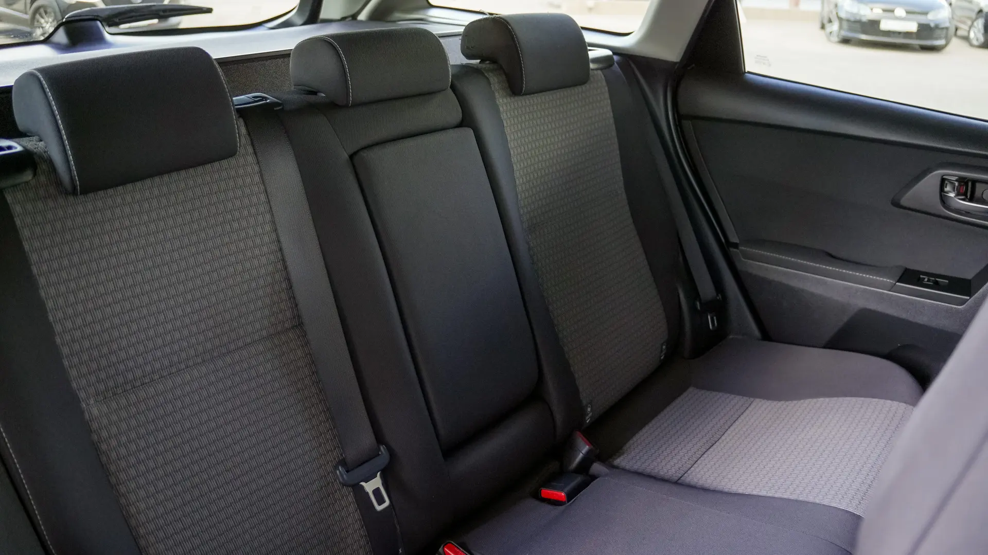TOYOTA AURIS SPORTS