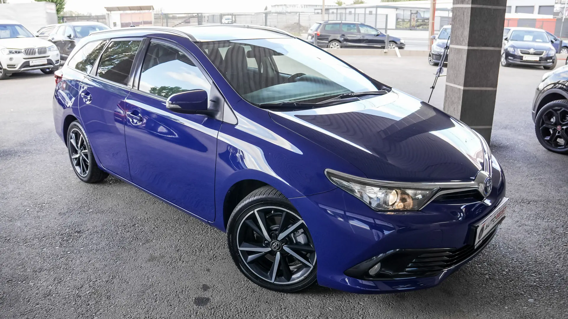 TOYOTA AURIS SPORTS