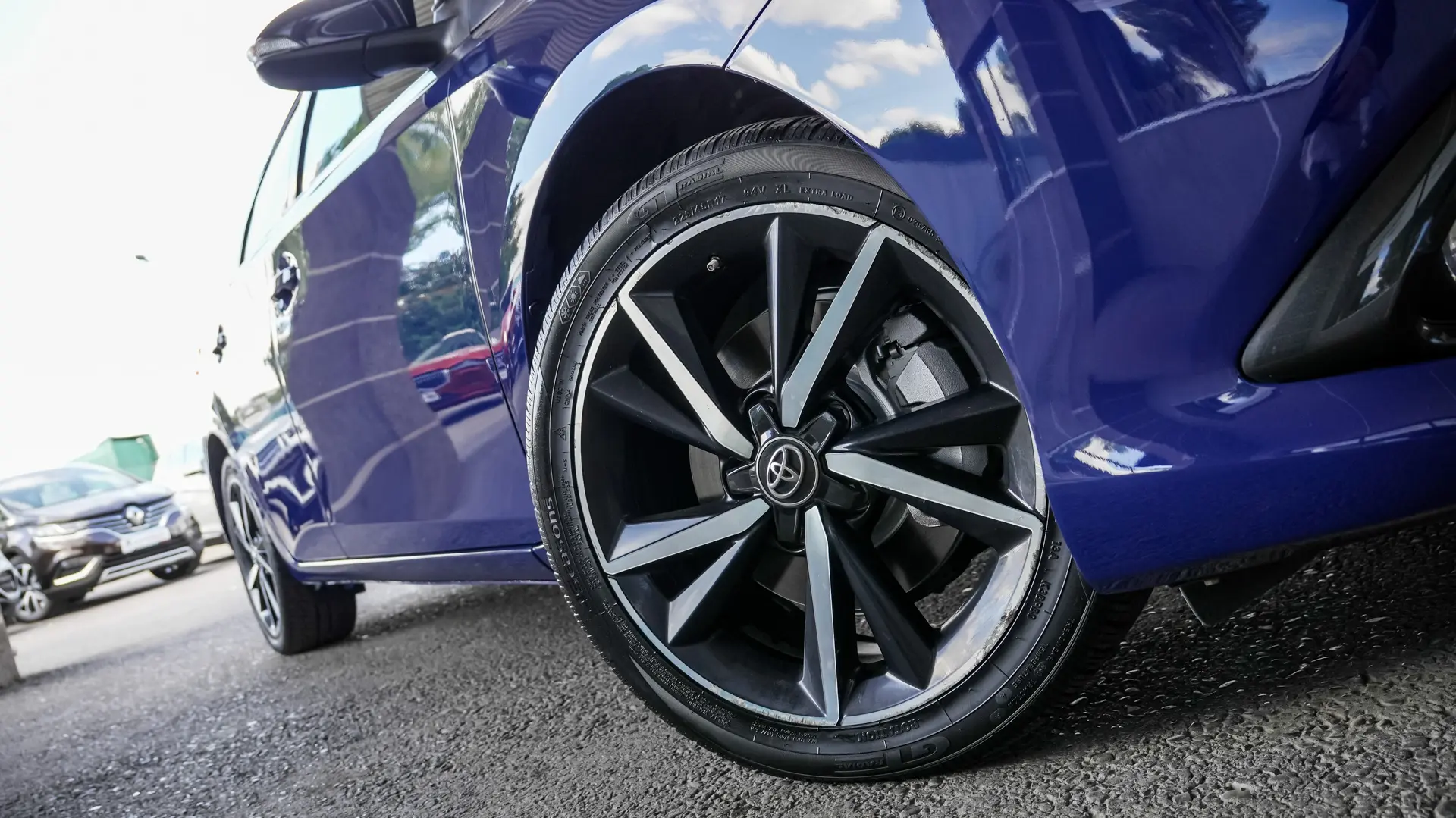 TOYOTA AURIS SPORTS