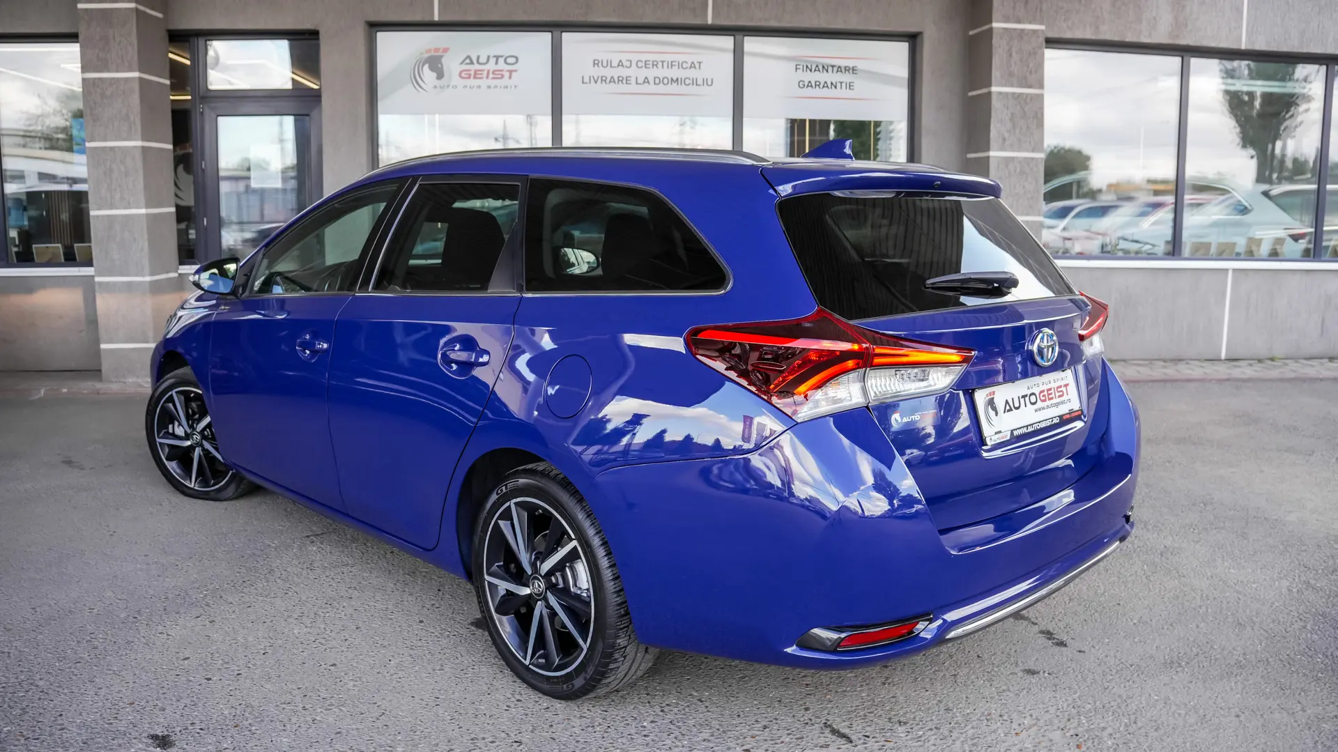 TOYOTA AURIS SPORTS