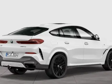 BMW X6 xDrive30d M Sport HUD PANO ACC