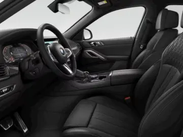 BMW X6 xDrive30d M Sport HUD PANO ACC