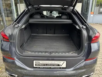 BMW X6 xDrive30d M Sport AHK PANO LASER