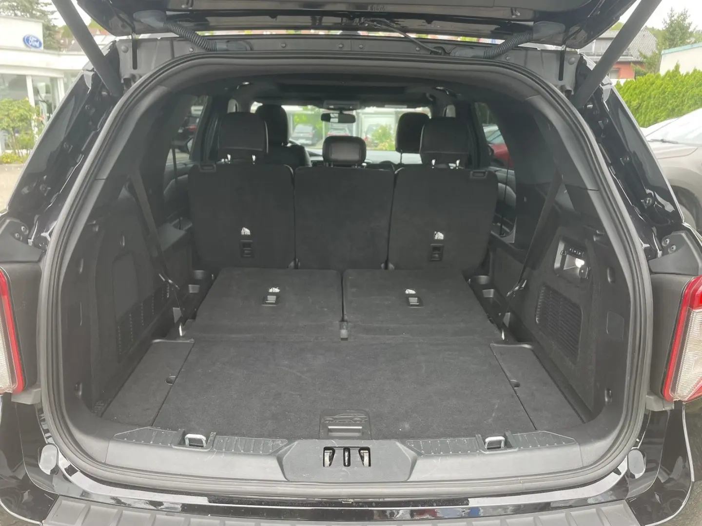 Explorer 3.0 EcoBoost Plug-in-Hybrid Aut. 4x4 ST