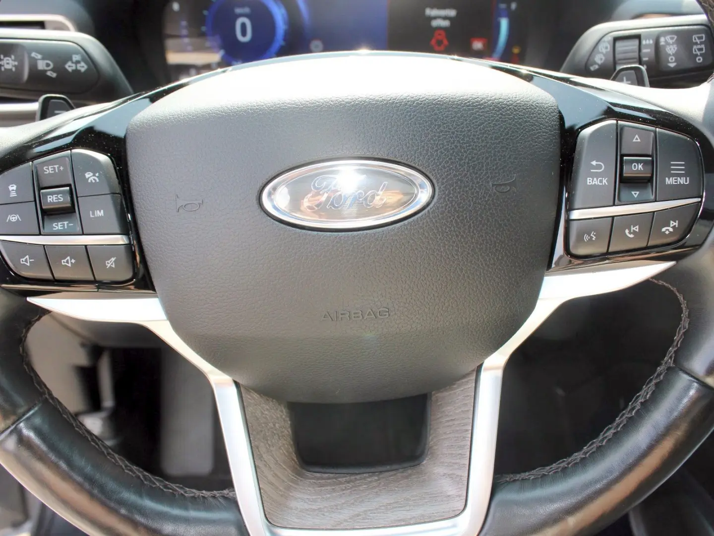 Explorer Platinum PHEV 4x4 3,0 EcoBoost