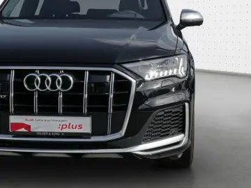 SQ7 TFSI quattro