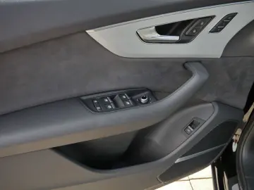SQ7 TFSI quattro