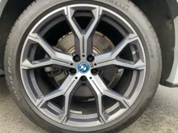 X5 xDr 50e M-Sport PANO HUD Luftfederung AD Nive