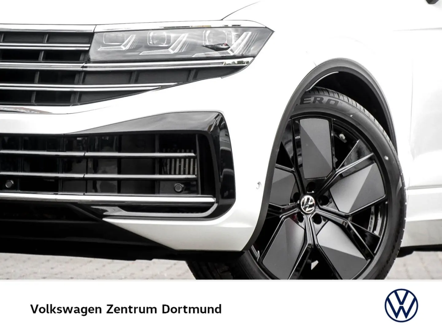 Touareg HYBRID ELEGANCE NEUESMODELL PANO CAM 21Z