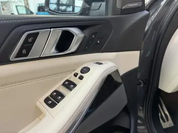 X5 xDr40i M Sport 22Zoll Luft Sky ACC AHK UPE128