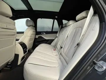 X5 xDr40i M Sport 22Zoll Luft Sky ACC AHK UPE128