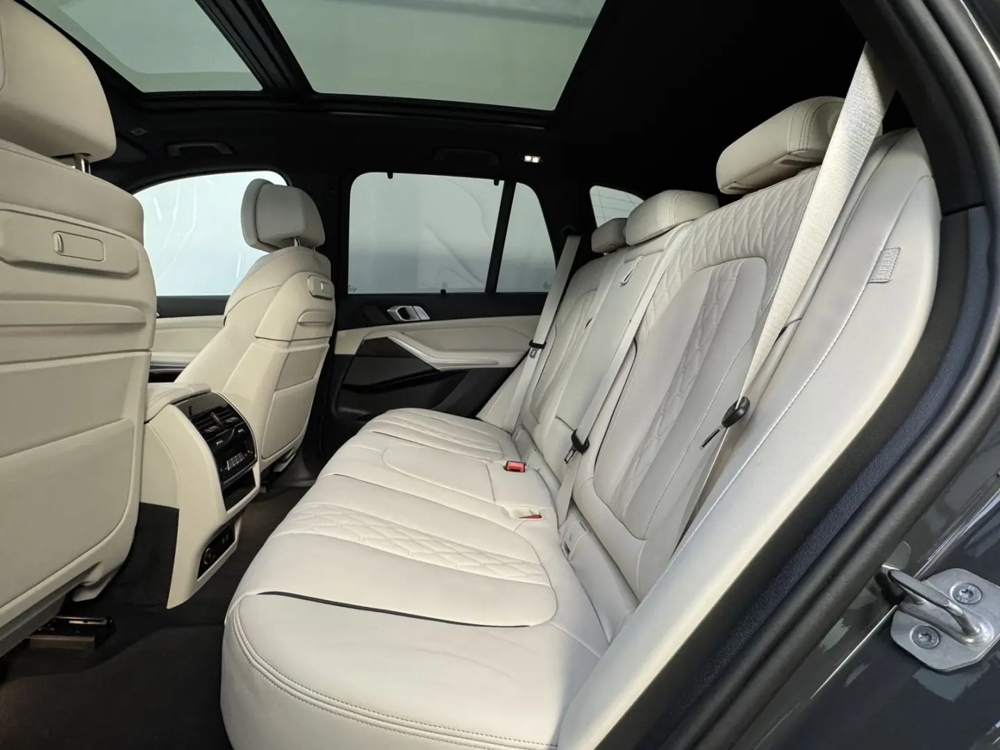 X5 xDr40i M Sport 22Zoll Luft Sky ACC AHK UPE128