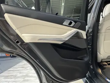 X5 xDr40i M Sport 22Zoll Luft Sky ACC AHK UPE128