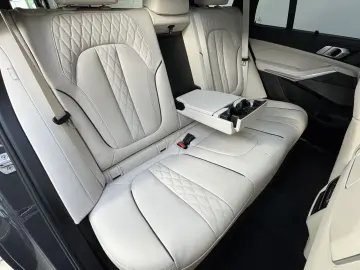 X5 xDr40i M Sport 22Zoll Luft Sky ACC AHK UPE128