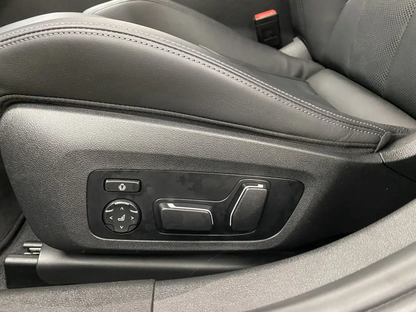 M3 Competition M xDrive