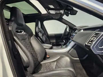 Range Rover Sport SVR V8