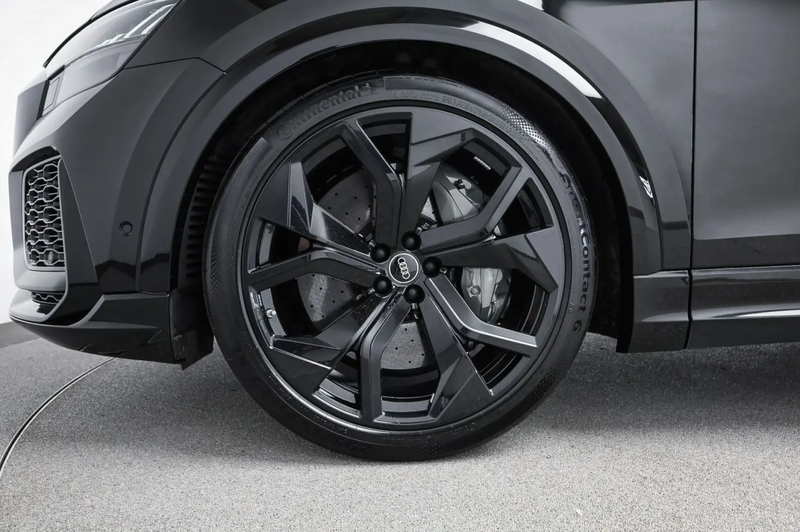 AUDI RS Q8