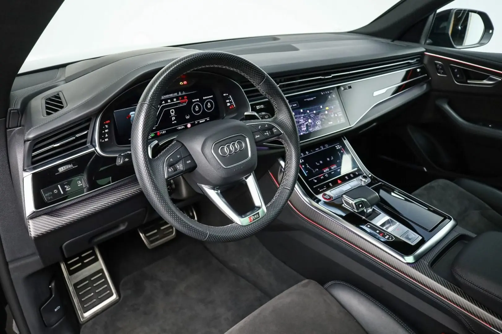 AUDI RS Q8