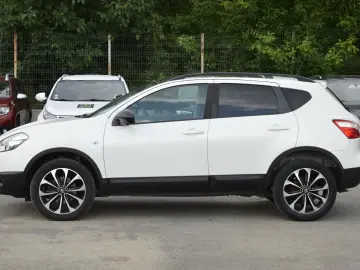 NISSAN QASHQAI 1.6 DCI TEKNA Stop/Start Connect Edition