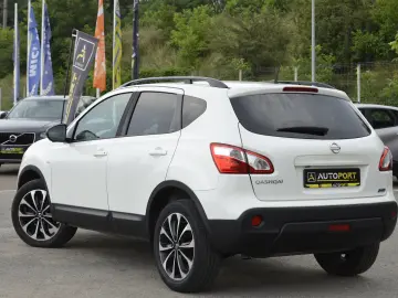 NISSAN QASHQAI 1.6 DCI TEKNA Stop/Start Connect Edition