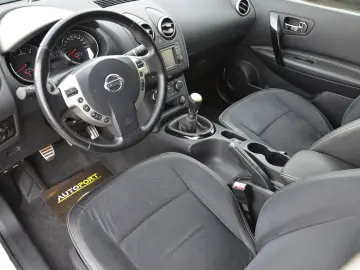 NISSAN QASHQAI 1.6 DCI TEKNA Stop/Start Connect Edition