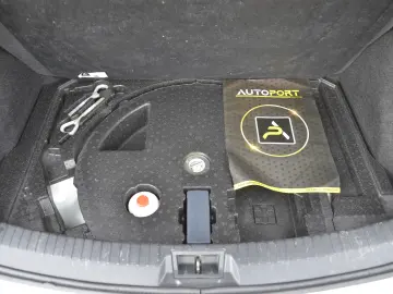 NISSAN QASHQAI 1.6 DCI TEKNA Stop/Start Connect Edition