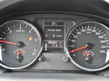 NISSAN QASHQAI 1.6 DCI TEKNA Stop/Start Connect Edition