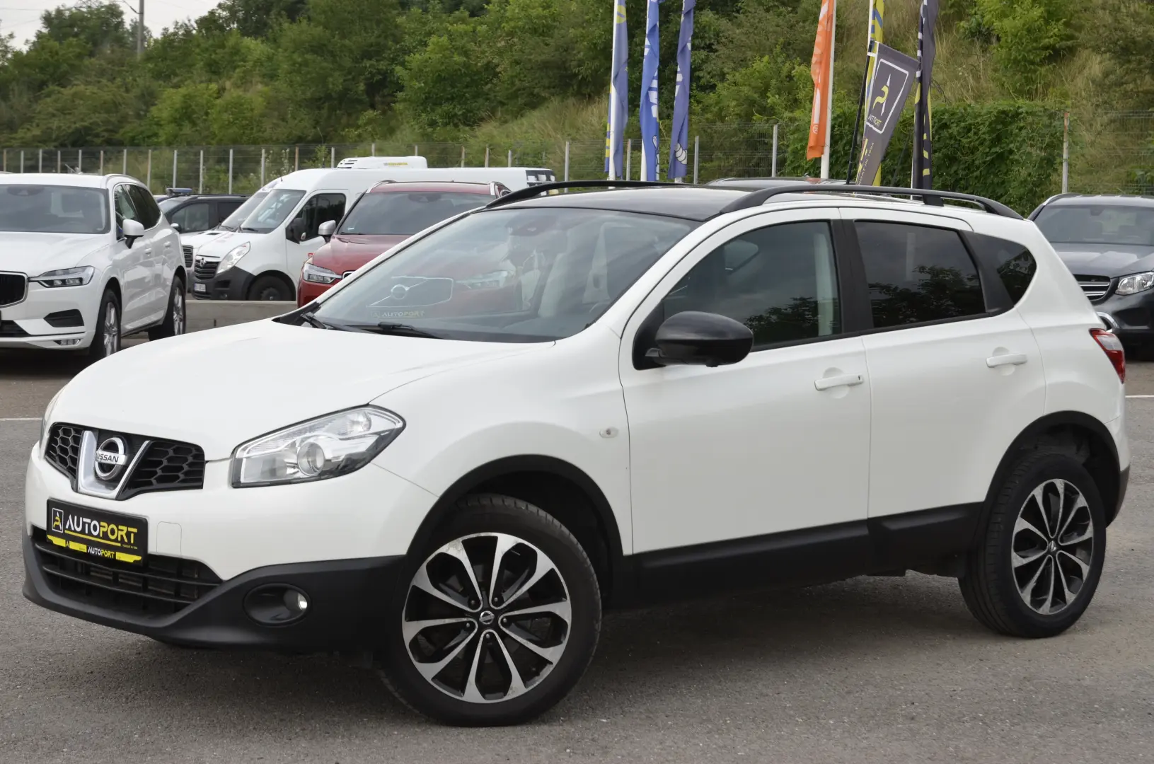 NISSAN QASHQAI 1.6 DCI TEKNA Stop/Start Connect Edition