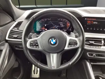 BMW X6 xDrive40d M-SPORT LASER HUD