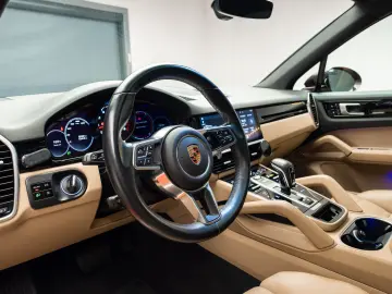 2018 Porsche Cayenne 3.0 Benzina 340 CP