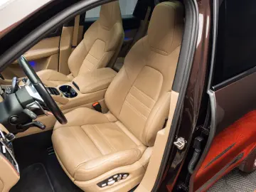 2018 Porsche Cayenne 3.0 Benzina 340 CP