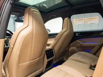 2018 Porsche Cayenne 3.0 Benzina 340 CP