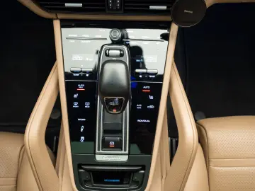 2018 Porsche Cayenne 3.0 Benzina 340 CP