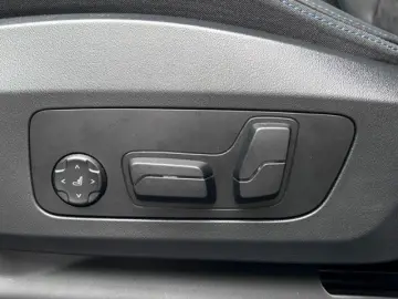 X2 d xDrive M Sport AHK DrivingPlus Massage Memo