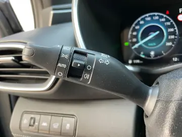 Santa Fe Signature Plug-In Hybrid 4WD+PANO+LEDER