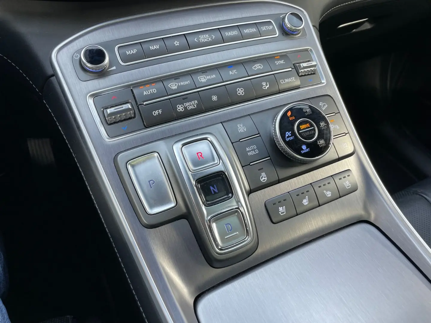 Santa Fe Signature Plug-In Hybrid 4WD+PANO+LEDER