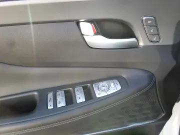 SANTA FE Signature Plug-In Hybrid 4WD Standheizu
