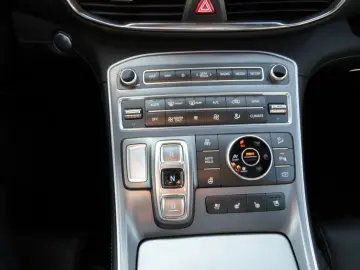SANTA FE Signature Plug-In Hybrid 4WD Standheizu