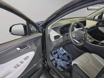 SANTA FE 1.6 HEV 4WD Signature *VOLLAUSSTATTUNG*