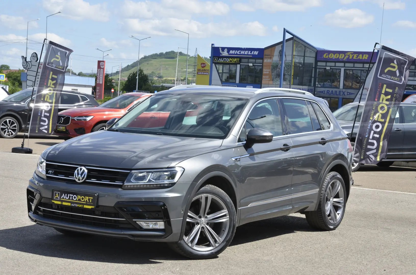 Volkswagen Tiguan R-Line 4Motion